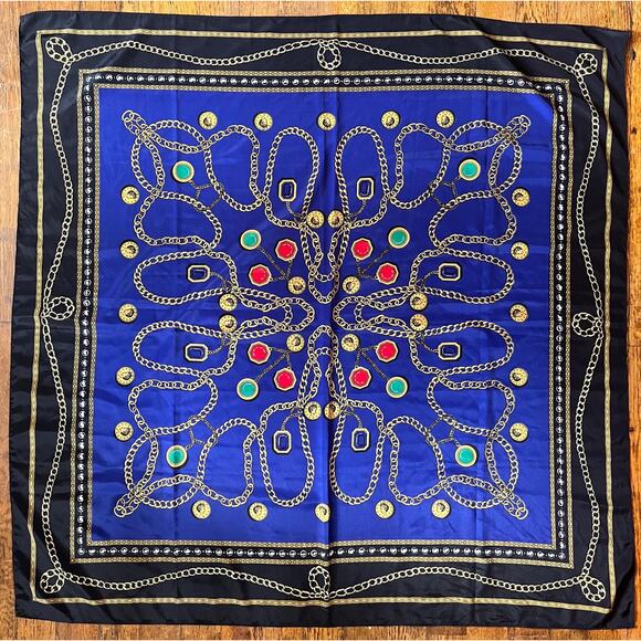 Vintage scarf with chain and jewelry print - Picture 1 of 6